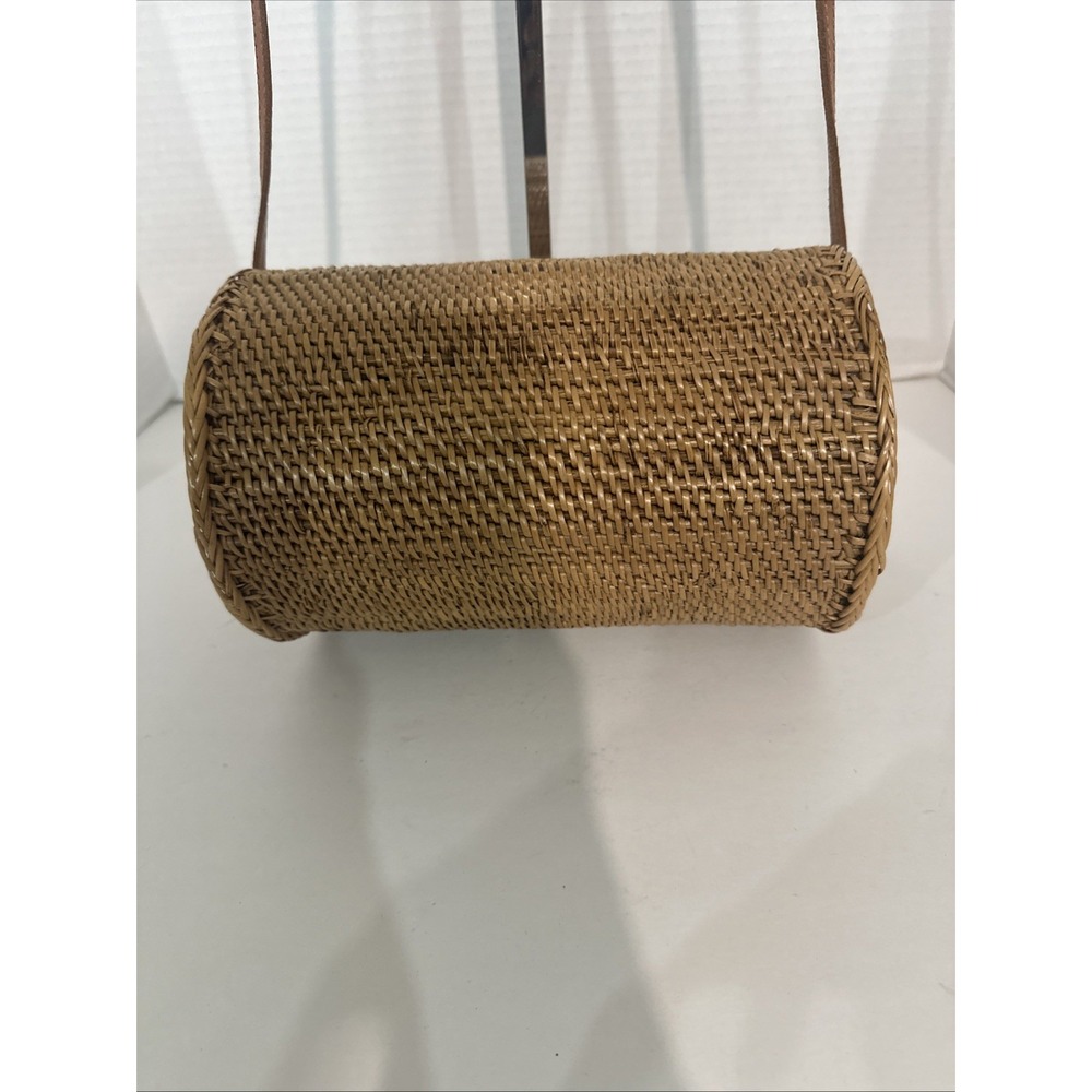 Natural Rattan Barrel Shoulder Bag - Picture 4 of 8